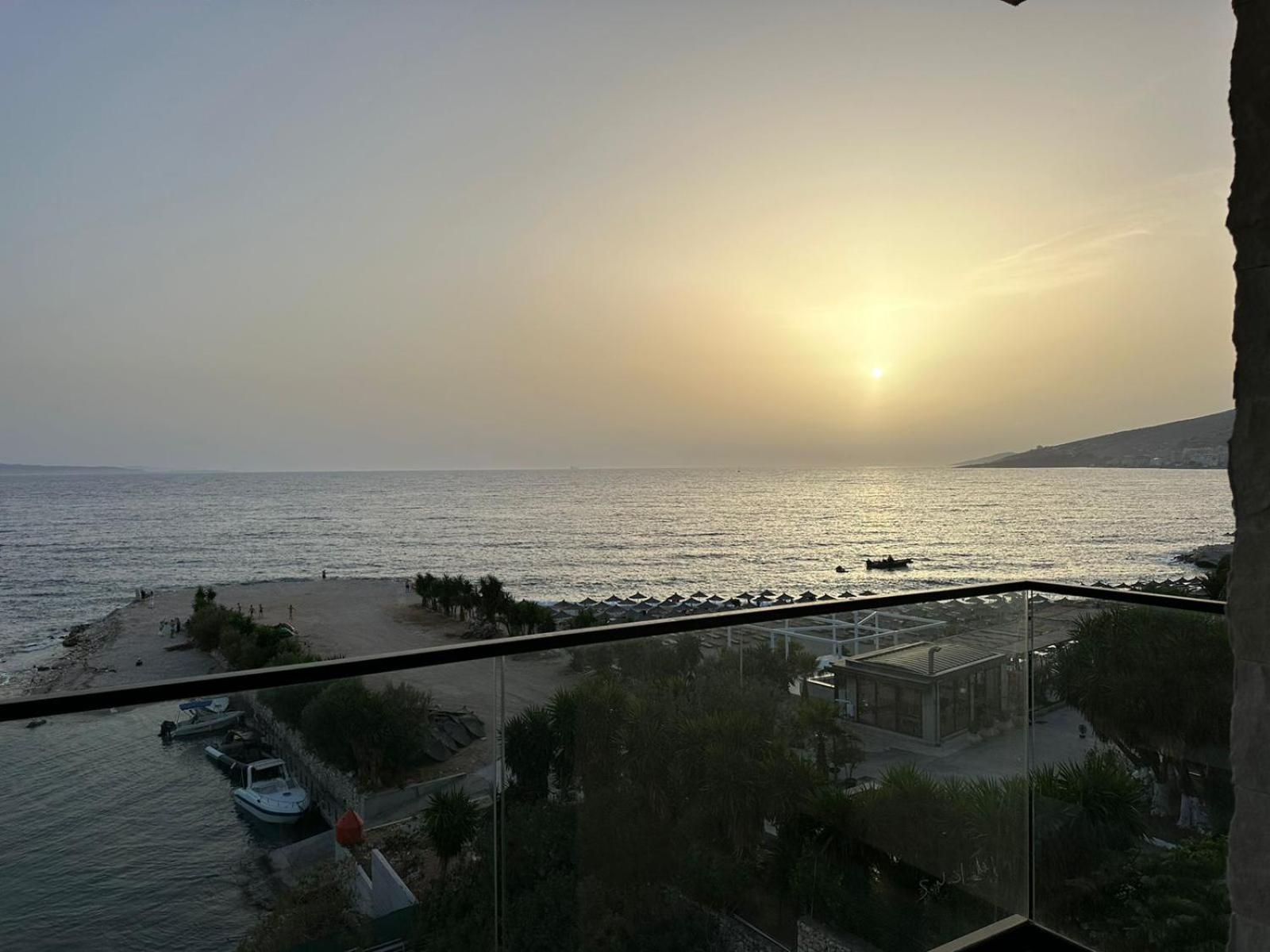 Oni Rooms Saranda Exterior foto